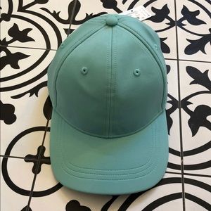 Lululemon Tiffany blue baller hat